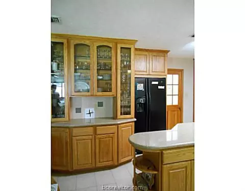 3606 Holly Dr, Bryan, TX 77802 photo 10