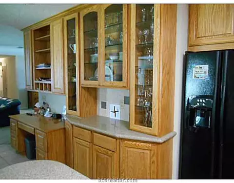 3606 Holly Dr, Bryan, TX 77802 photo 11