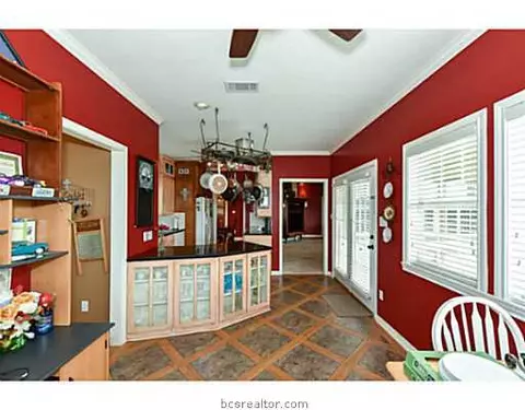 3030 Thurman Rd, Bryan, TX 77808 photo 8