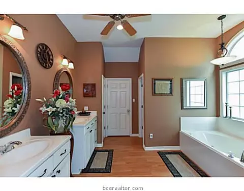 3030 Thurman Rd, Bryan, TX 77808 photo 13