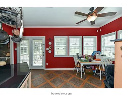 3030 Thurman Rd, Bryan, TX 77808 photo 7