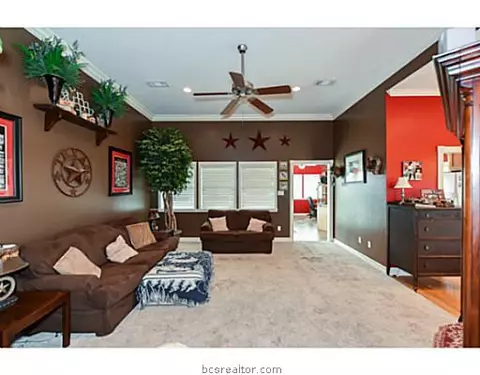 3030 Thurman Rd, Bryan, TX 77808 photo 5