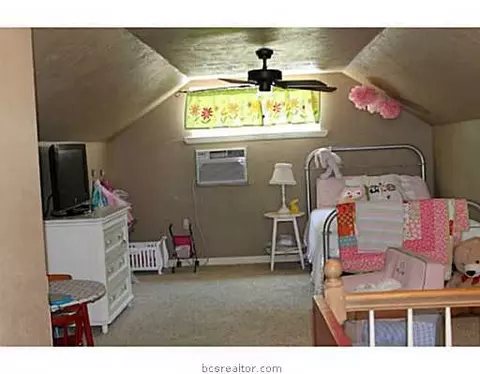 1311 Hoppess St, Bryan, TX 77802 photo 17