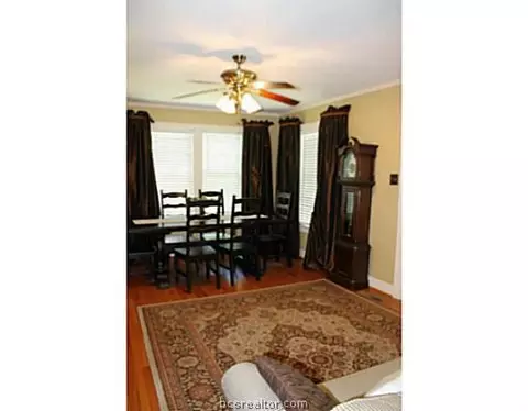 1311 Hoppess St, Bryan, TX 77802 photo 9