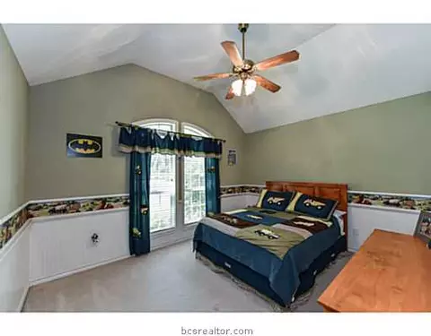 9567 Hensarling Ln, Bryan, TX 77808 photo 12