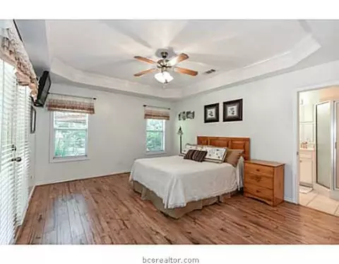 9567 Hensarling Ln, Bryan, TX 77808 photo 8