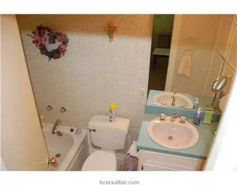 1321 Park St, Bryan, TX 77803 photo 10