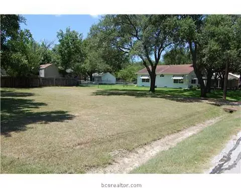 1321 Park St, Bryan, TX 77803 photo 17
