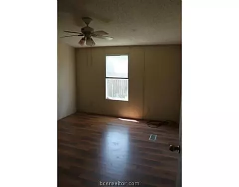 3804 Iverson Dr, Bryan, TX 77803 photo 8