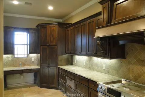 3036 Archer Cir, Bryan, TX 77808 photo 5