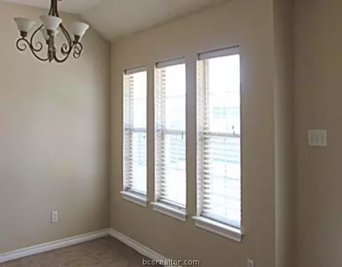 1410 Prairie Dr, Bryan, TX 77802 photo 6
