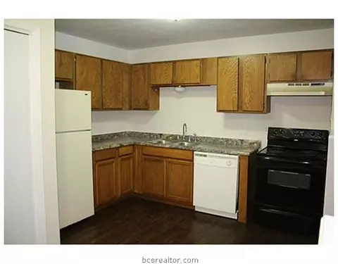 2851 Forest Bnd, Bryan, TX 77801 photo 7