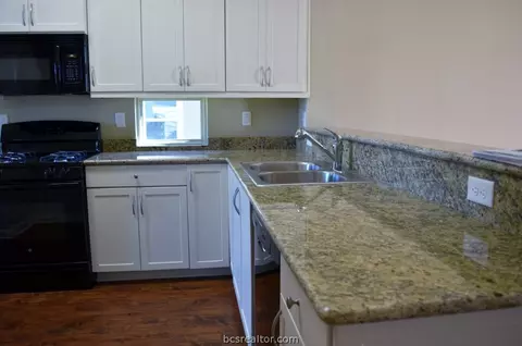 3063 Positano Loop, Bryan, TX 77808 photo 10