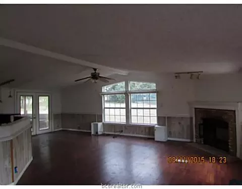 1200 Colwell Ct, Bryan, TX 77807 photo 2