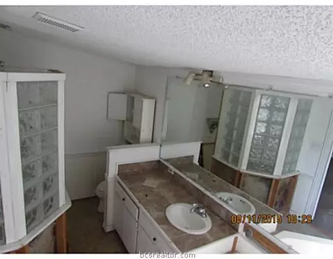 1200 Colwell Ct, Bryan, TX 77807 photo 8