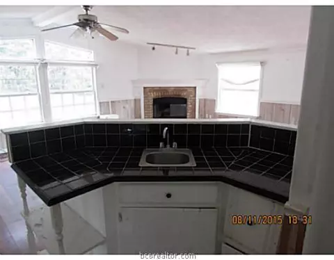 1200 Colwell Ct, Bryan, TX 77807 photo 9