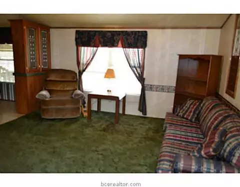 5073 Silver Oak Dr, Bryan, TX 77808 photo 4