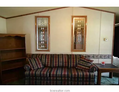 5073 Silver Oak Dr, Bryan, TX 77808 photo 5