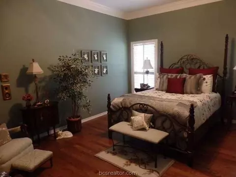 3008 Broadmoor Dr, Bryan, TX 77802 photo 8
