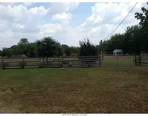 6651 Cargill Dr, Bryan, TX 77808 photo 13