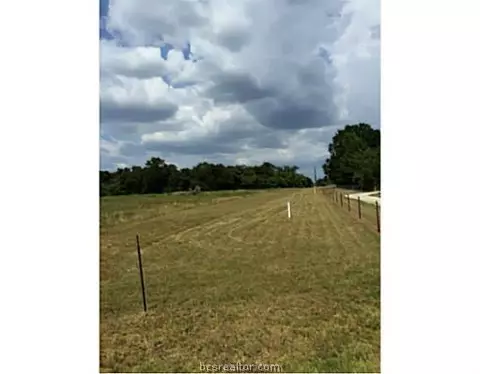 9185 Five Points Rd, Bryan, TX 77808 photo 3