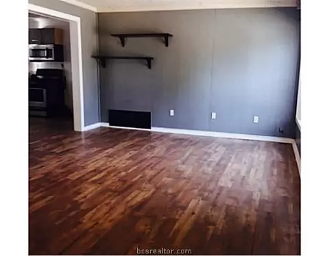 205 E Duncan St, Bryan, TX 77801 photo 3