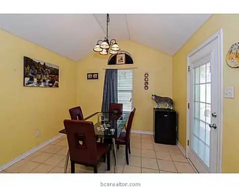 2808 Tabor Rd, Bryan, TX 77803 photo 7