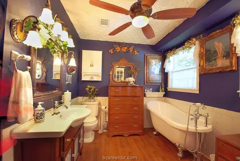 2501 Memorial Dr, Bryan, TX 77802 photo 12