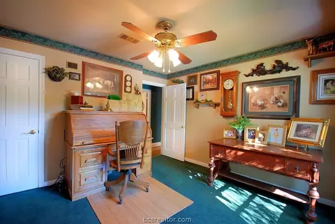 2501 Memorial Dr, Bryan, TX 77802 photo 15