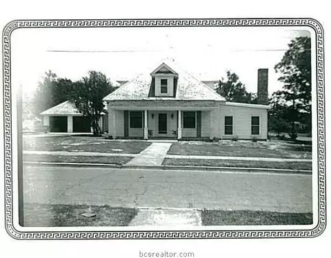 814 E 30th St, Bryan, TX 77803 photo 2