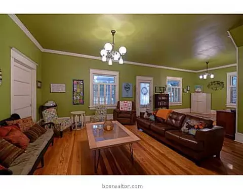 814 E 30th St, Bryan, TX 77803 photo 6