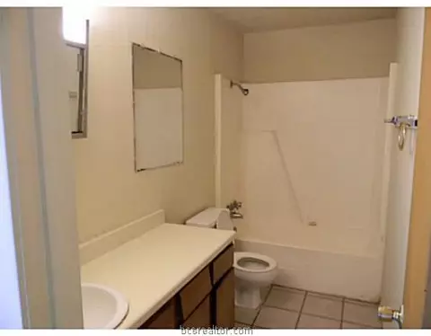 2825-27 Forest Bnd, Bryan, TX 77801 photo 6