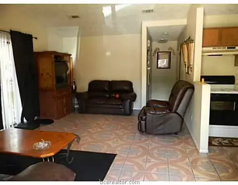 2825-27 Forest Bnd, Bryan, TX 77801 photo 11