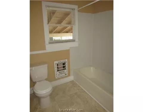914 E 25th St, Bryan, TX 77803 photo 7