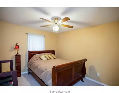 6200 Trellick Ct, Bryan, TX 77802 photo 20