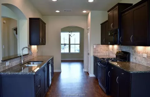 3079 Positano Loop, Bryan, TX 77808 photo 9