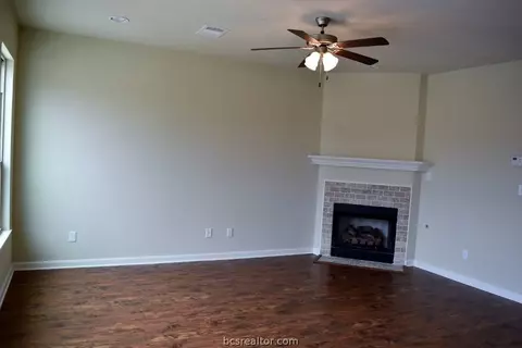 3079 Positano Loop, Bryan, TX 77808 photo 8