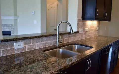 3079 Positano Loop, Bryan, TX 77808 photo 10