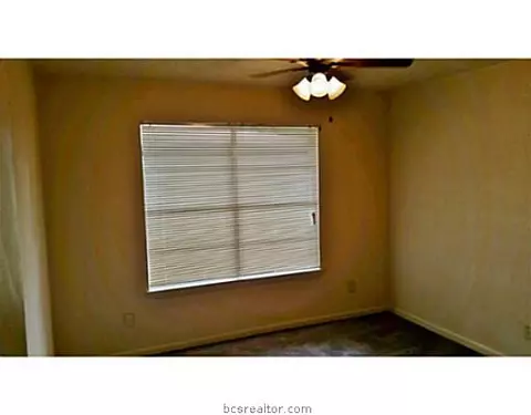 2107 Truman St, Bryan, TX 77801 photo 9