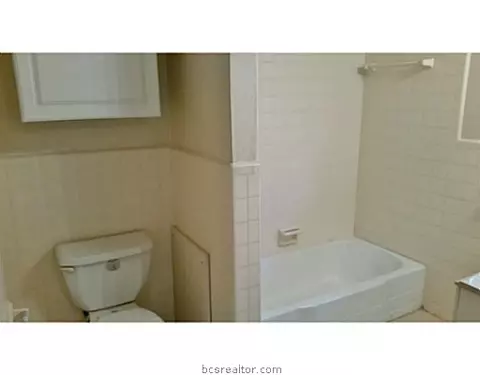 2107 Truman St, Bryan, TX 77801 photo 14
