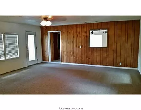 2107 Truman St, Bryan, TX 77801 photo 5