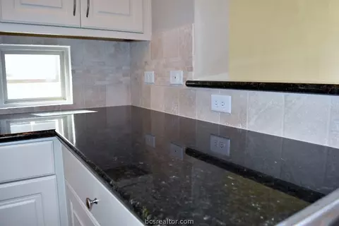 3081 Positano Loop, Bryan, TX 77808 photo 9