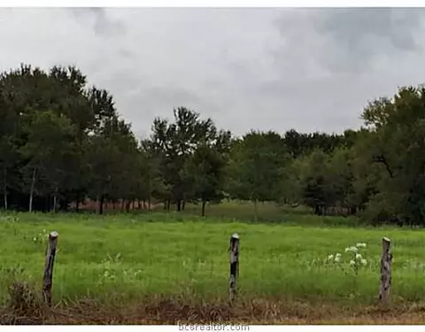 8875 Dick Elliott Dr, Bryan, TX 77808 photo 21