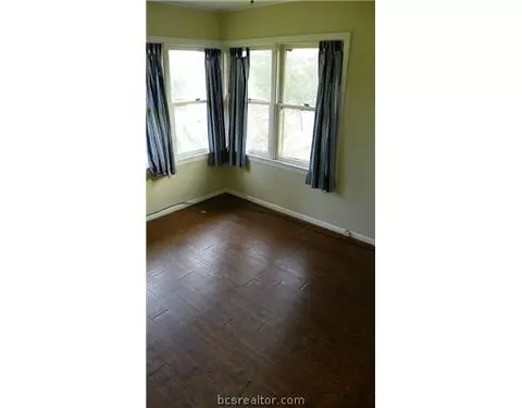 100 Brookside Dr, Bryan, TX 77801 photo 6