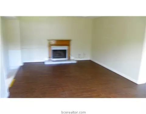 100 Brookside Dr, Bryan, TX 77801 photo 3