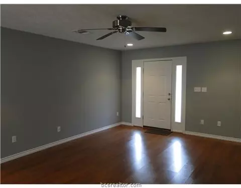 1216 Burt St, Bryan, TX 77803 photo 4