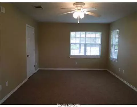 1216 Burt St, Bryan, TX 77803 photo 10