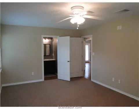 1216 Burt St, Bryan, TX 77803 photo 11