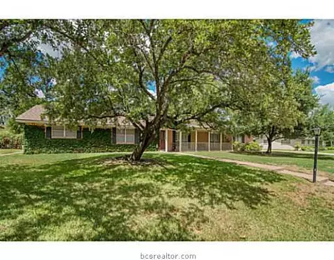 900 Ethel Blvd, Bryan, TX 77802 photo 1