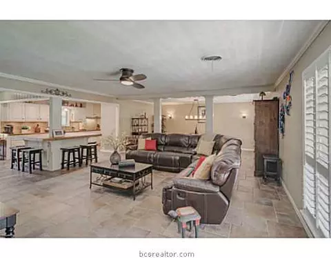 900 Ethel Blvd, Bryan, TX 77802 photo 4